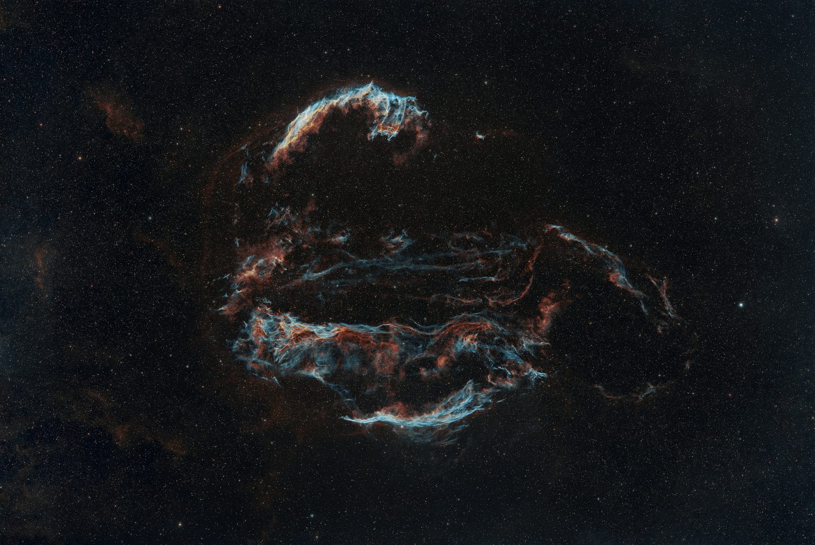 Cygnus Loop (Veil Nebula)